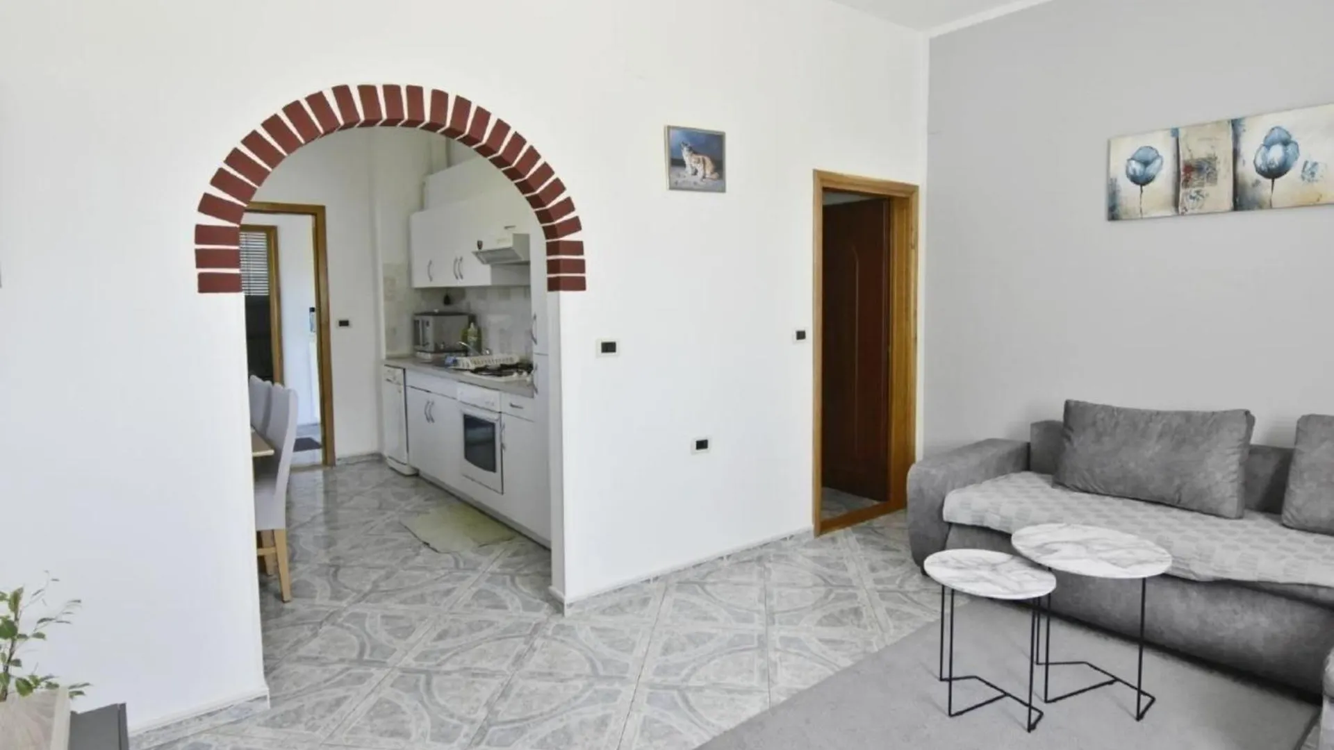 Apartman Klimatisierte Wohnung In Valica Mit Grossem Garten